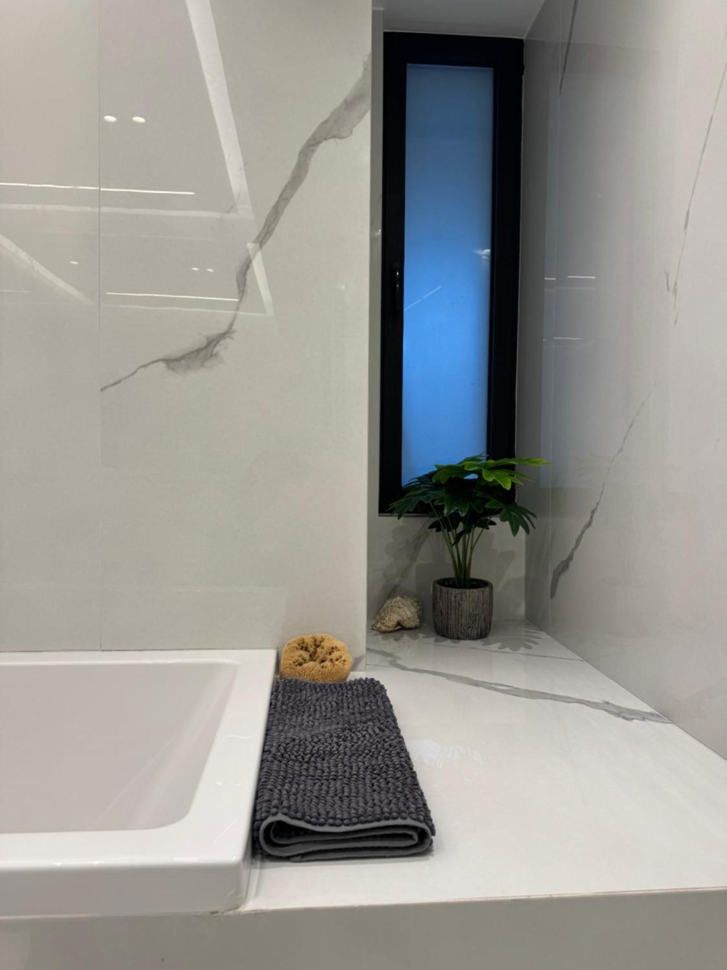 Modern Minimal Apartment Ierápetra Esterno foto